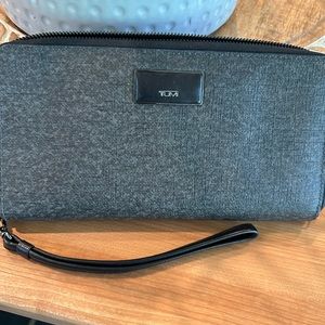 Tumi Clutch